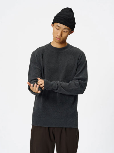 Model: Height 183cm / 6'0" | Wearing: WOLF GRAY / 3