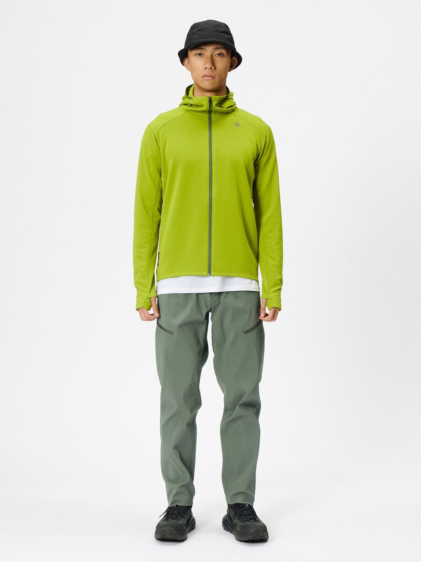 Model: Height 183cm / 6'0" | Wearing: YELLOW BERYL / 3