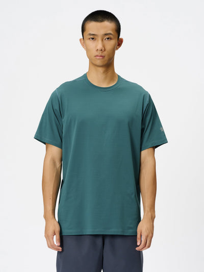 Model: Height 183cm / 6'0" | Wearing: MOSS AGATE / 3