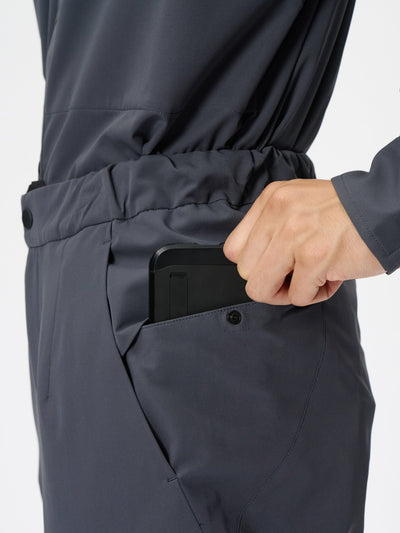 Model: Height 183cm / 6'0" | Wearing: WOLF GRAY / 3