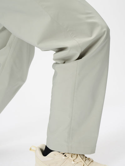 Model: Height 183cm / 6'0" | Wearing: GRAY HAZE / 3