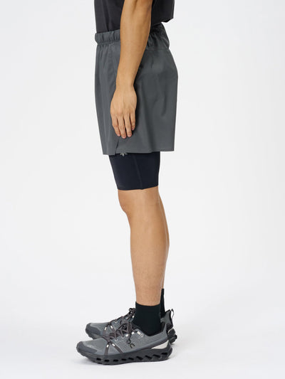 Model: Height 183cm / 6'0" | Wearing: DARK CHARCOAL / 3