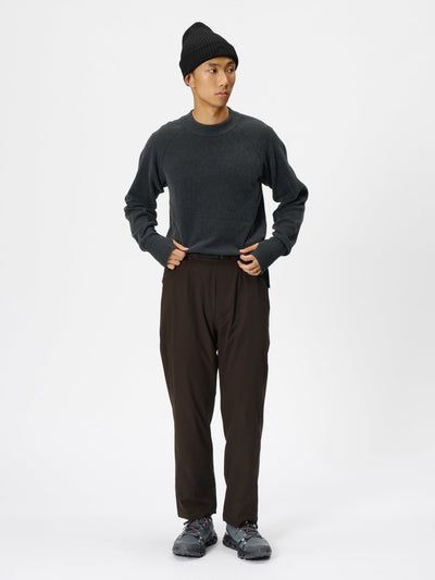 Model: Height 183cm / 6'0" | Wearing: BITTER BROWN / 3