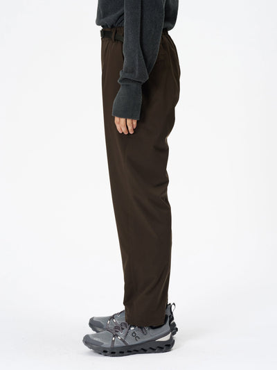 Model: Height 183cm / 6'0" | Wearing: BITTER BROWN / 3