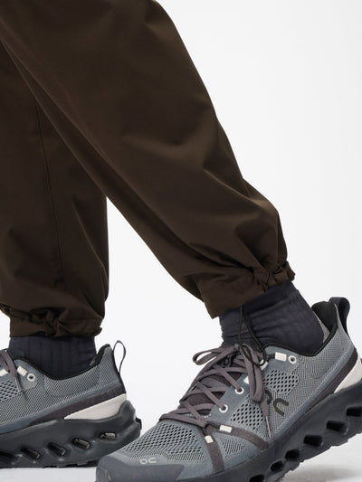 Model: Height 183cm / 6'0" | Wearing: BITTER BROWN / 3