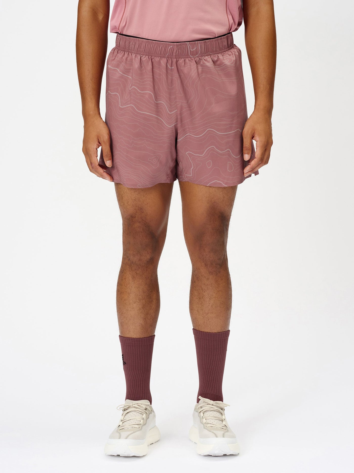 Model: Height 184cm / 6'0" | Wearing: PINK FLUORITE / 3