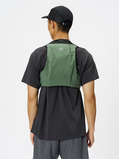 Model: Height 183cm / 6'0" | Wearing: MARINWOOD GREEN / 3