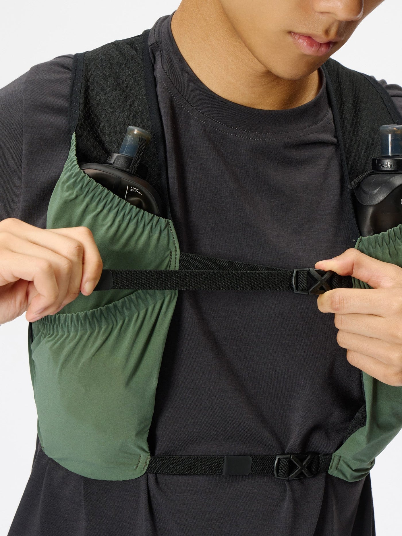 Model: Height 183cm / 6'0" | Wearing: MARINWOOD GREEN / 3