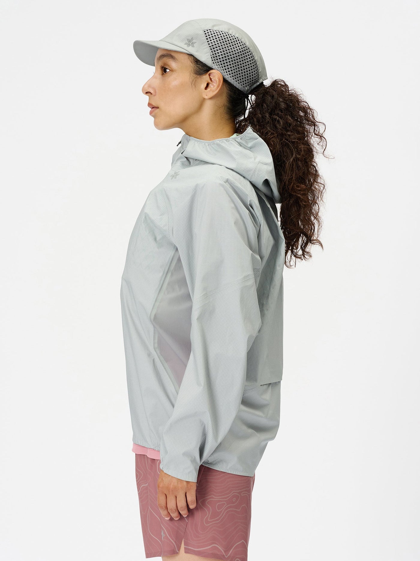 Model: Height 166cm / 5'4" | Wearing: SILVER / 3