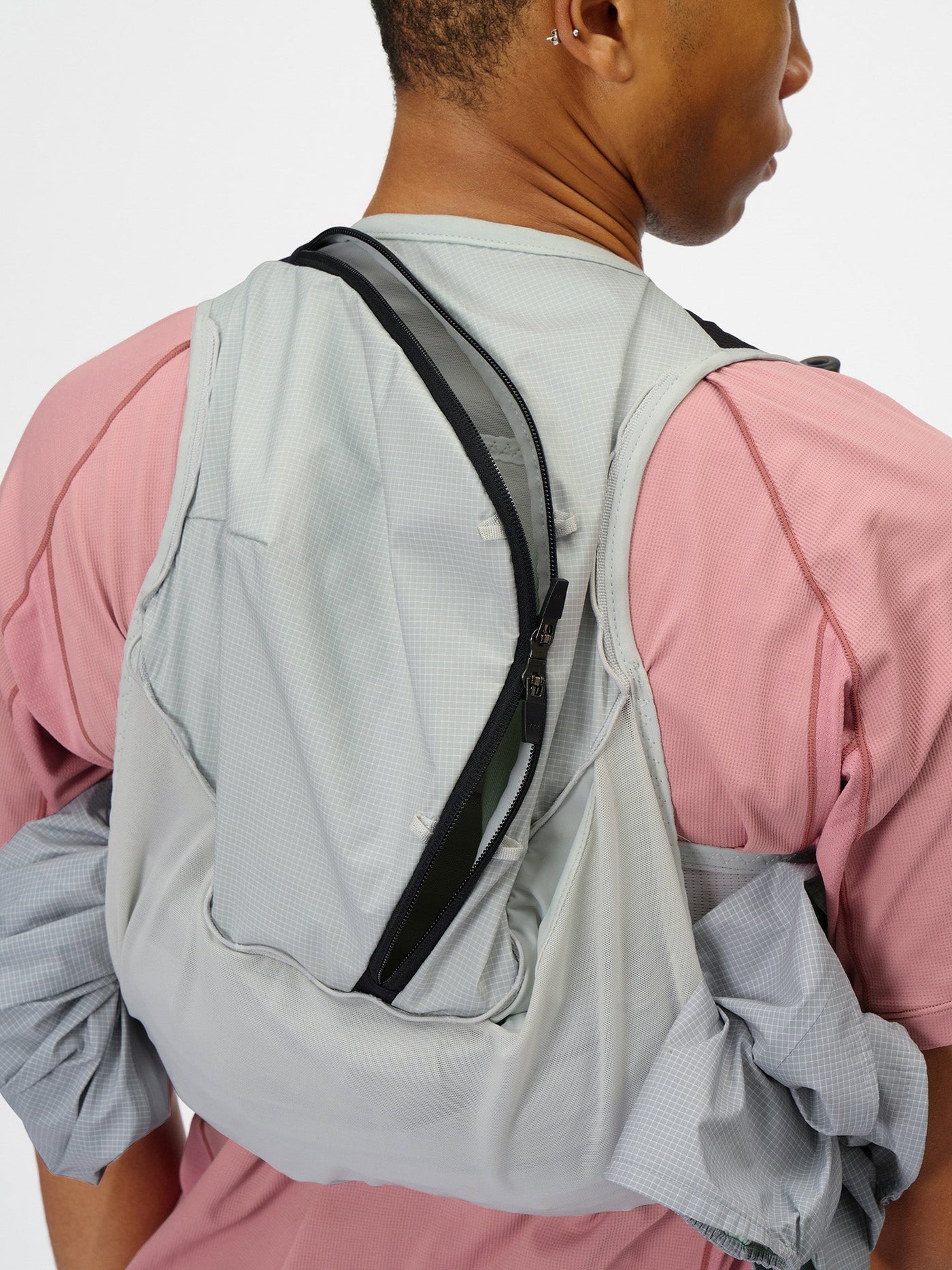 Model: Height 184cm / 6'0" | Wearing: SILVER / 3