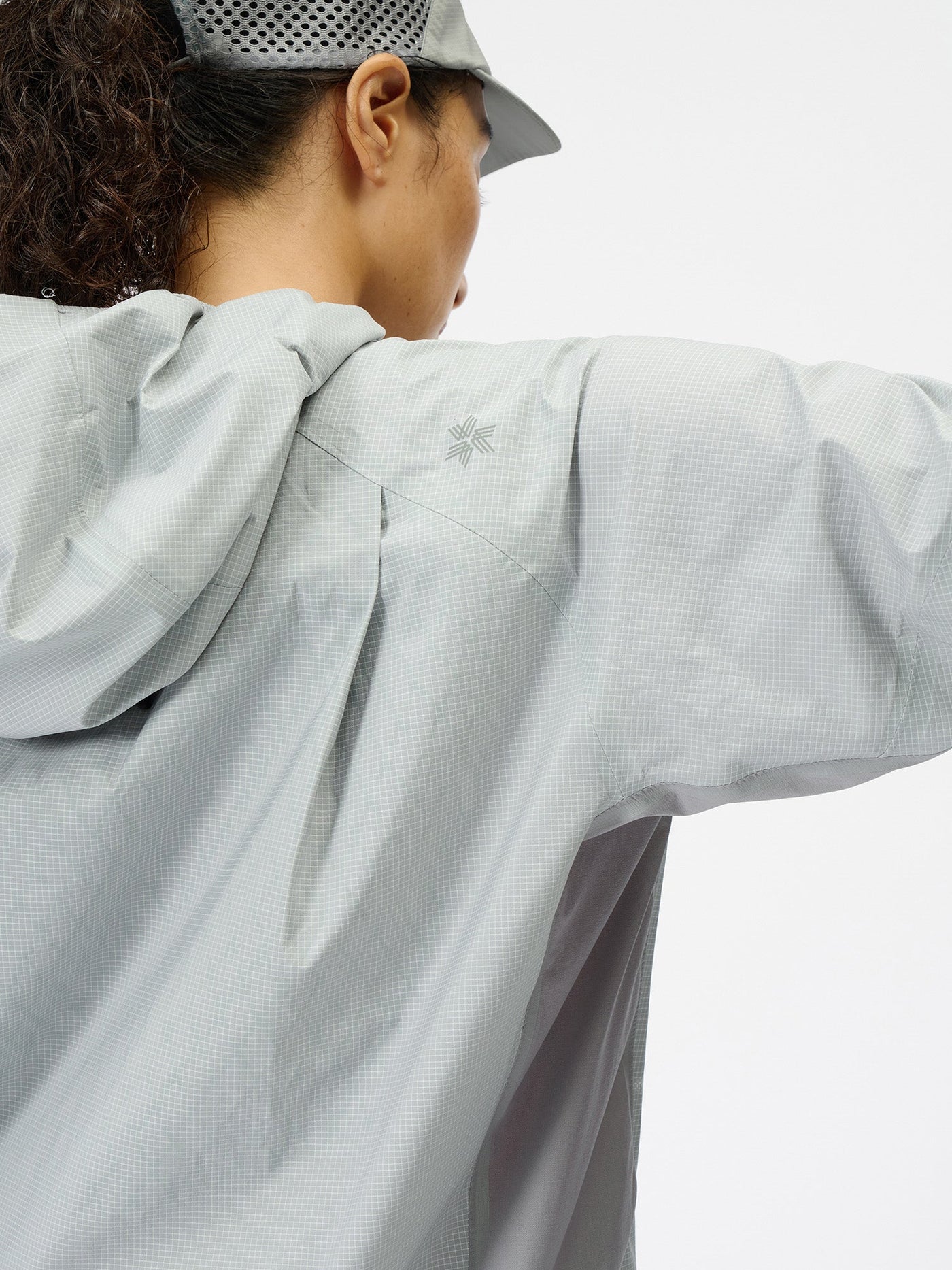 Model: Height 166cm / 5'4" | Wearing: SILVER / 3