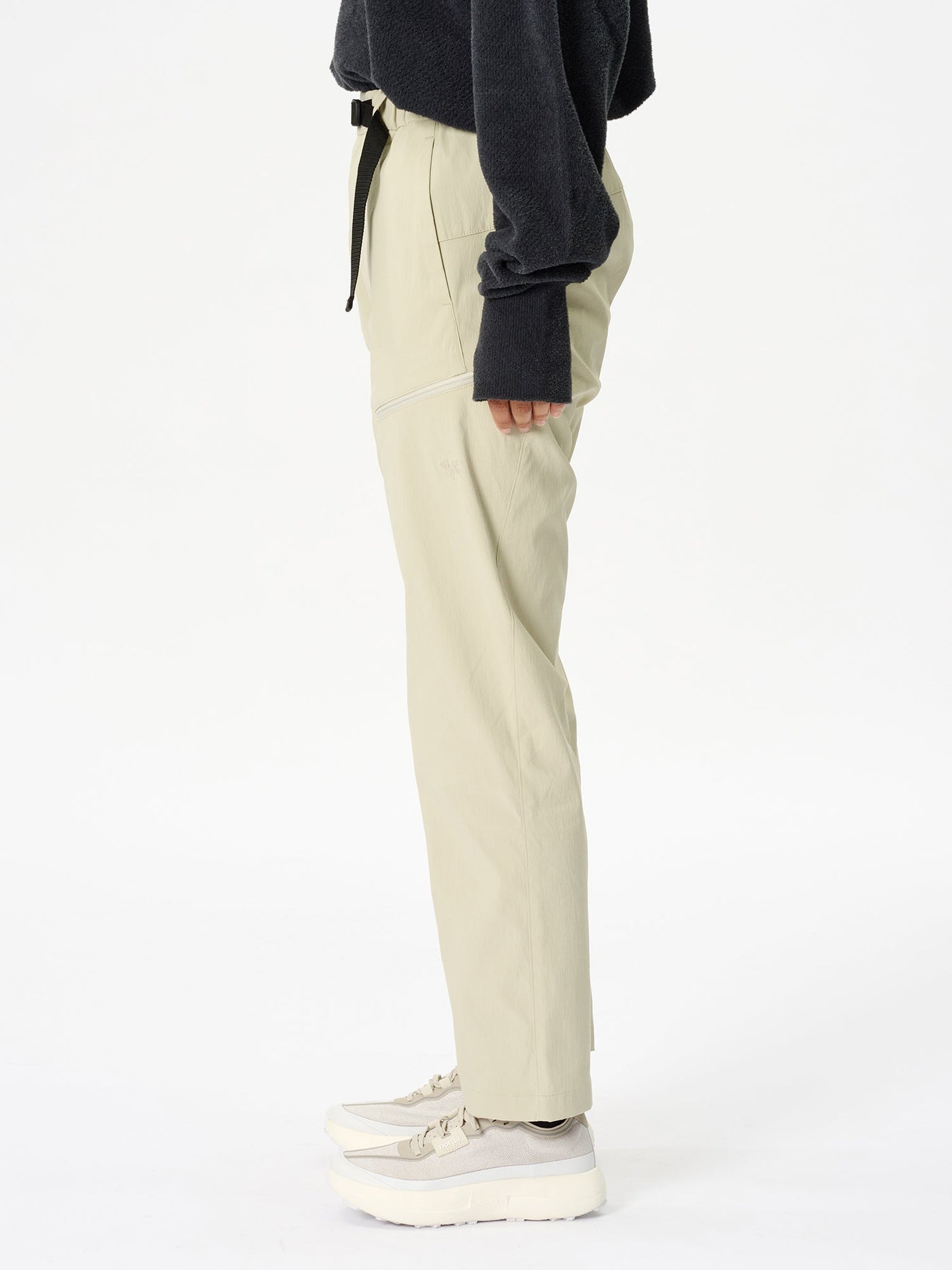 Model: Height 166cm / 5'4" | Wearing: LIGHT BEIGE / 3