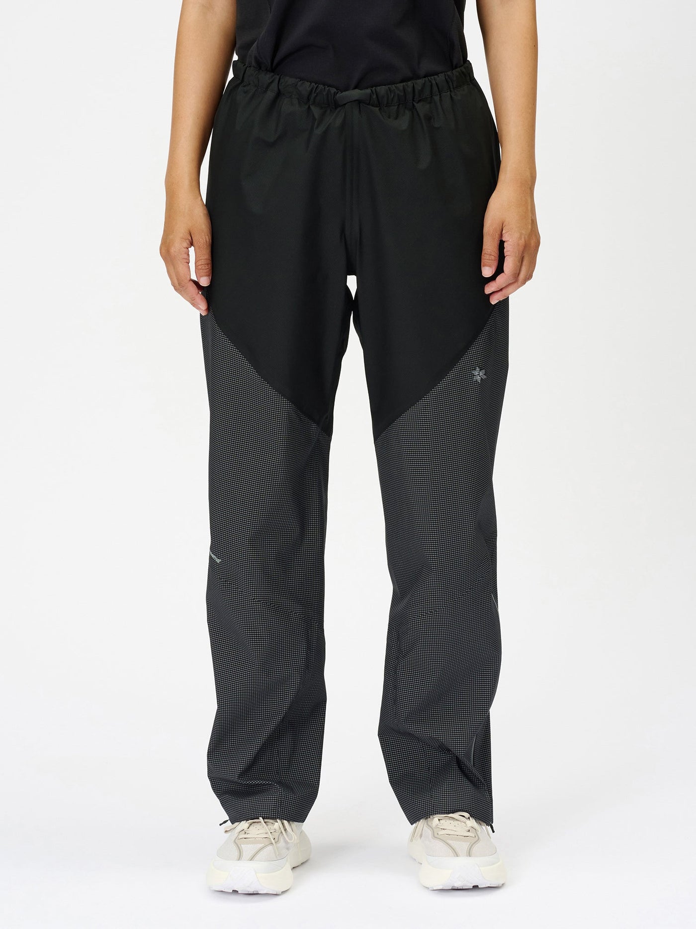 Model: Height 166cm / 5'4" | Wearing: BLACK / 3