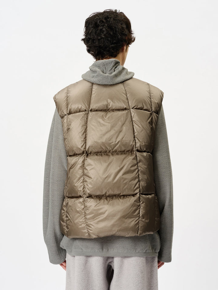 Goldwin 0 Three-Dimensional Down Light Vest – Goldwin Europe