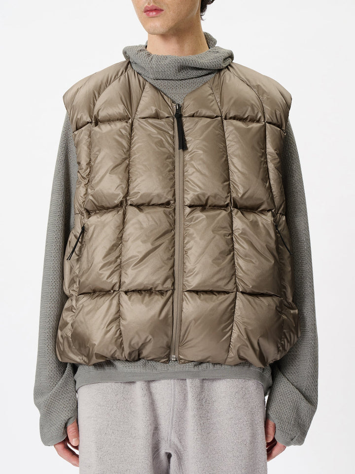 Goldwin 0 Three-Dimensional Down Light Vest – Goldwin Europe