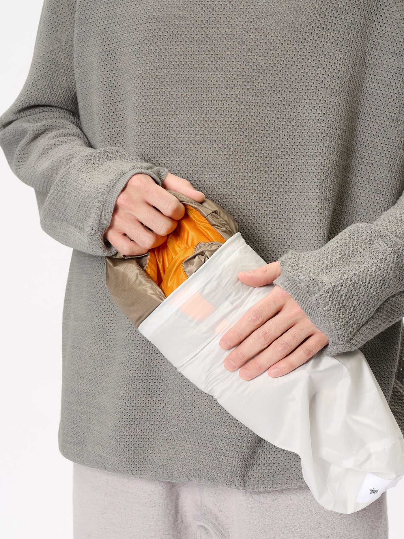 Goldwin 0 Three-Dimensional Down Light Vest