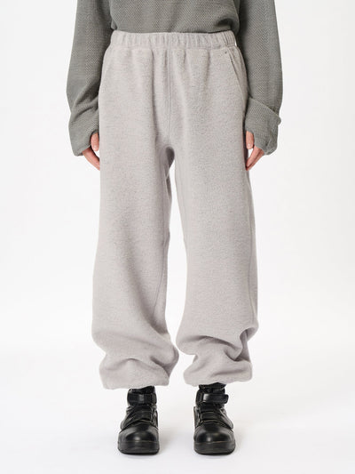 Model: Height 183cm / 6'0" | Wearing: ASH GRAY / 4