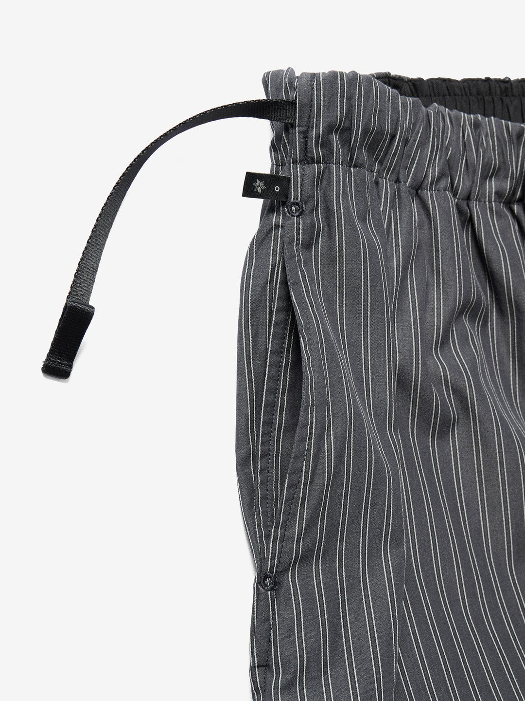 Goldwin 0 Retroreflective Striped Pants – Goldwin Europe