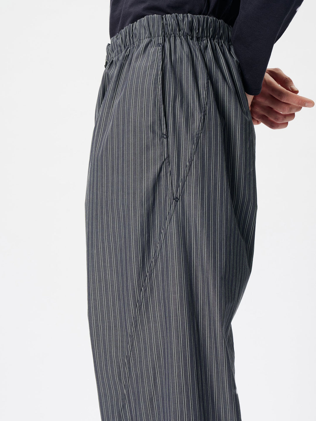 Goldwin 0 Retroreflective Striped Pants – Goldwin Europe